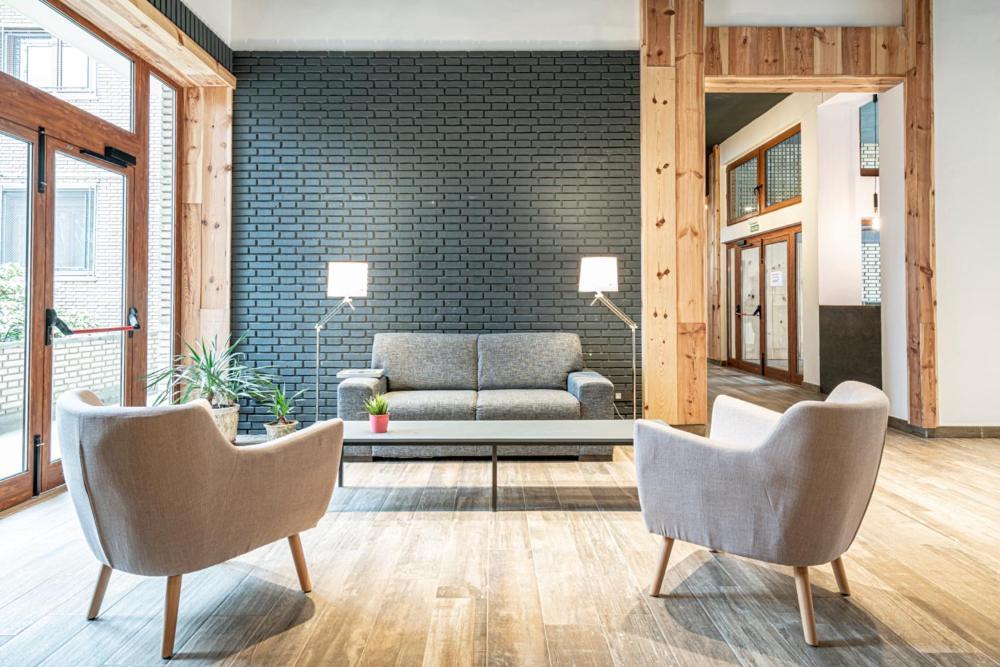 Met Hotel Pamplona